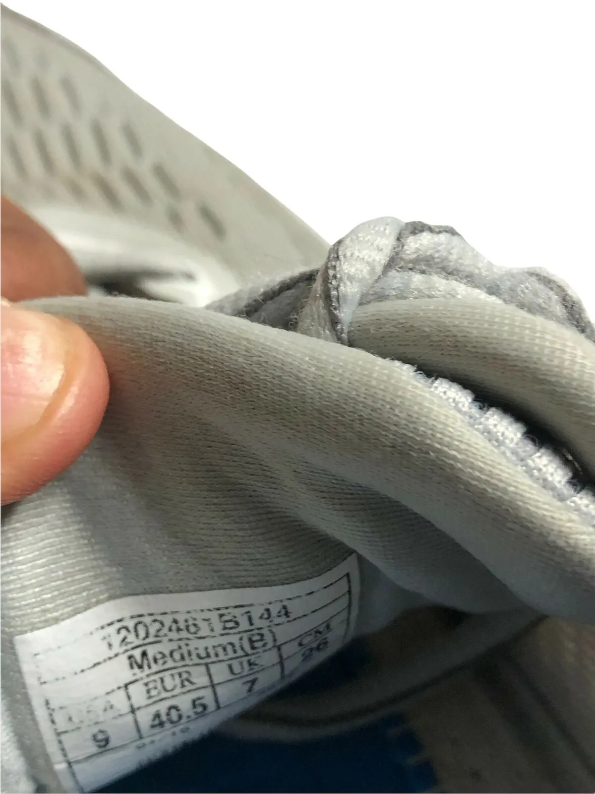 Brooks Ghost 10 Grey White Running Shoes Women's (Size: 9) 1202461B144